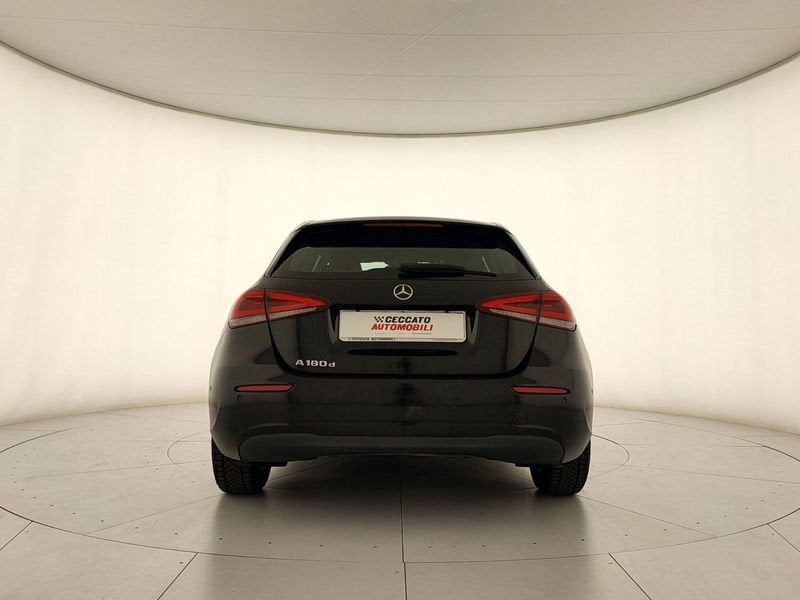 Mercedes-Benz   A 180 d Automatic Business Extra