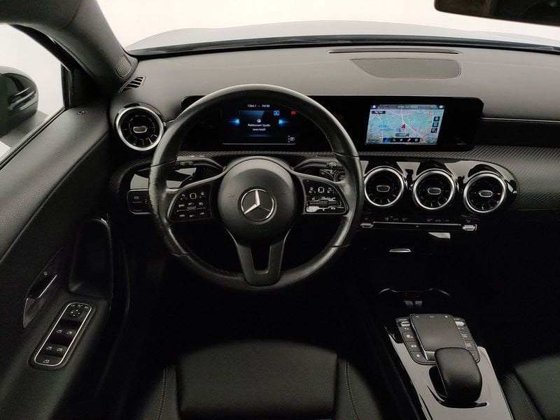 Mercedes-Benz   A 180 d Automatic Business Extra
