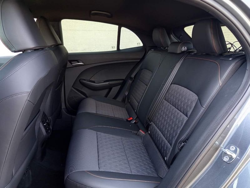 MG MG3  1.5 hybrid+ Luxury auto