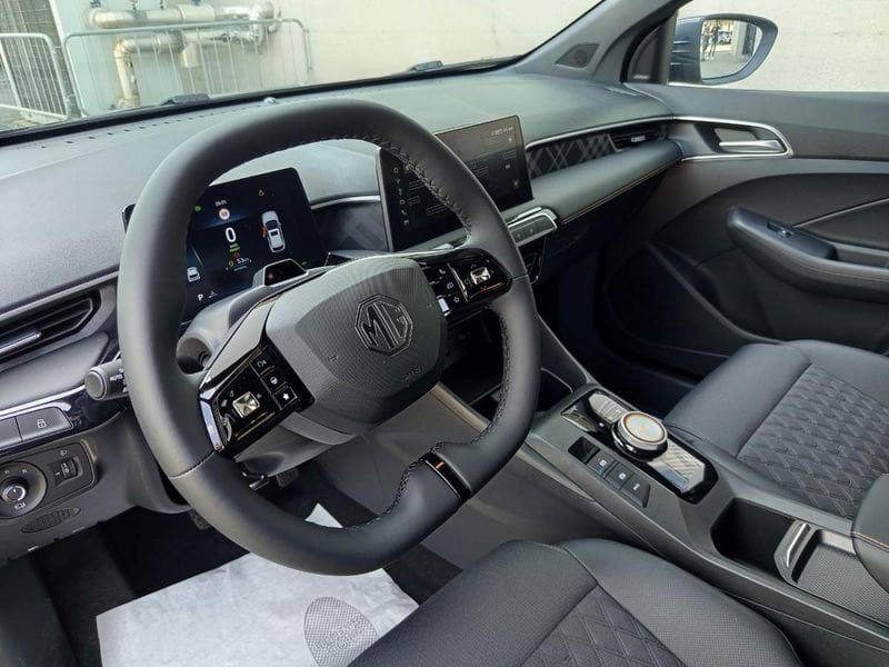 MG MG3  1.5 hybrid+ Luxury auto
