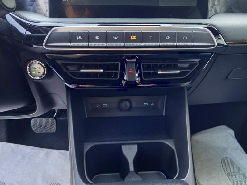 MG MG3  1.5 hybrid+ Luxury auto