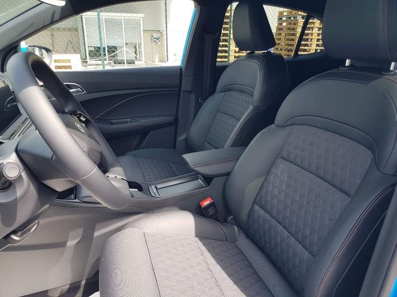 MG MG3  1.5 hybrid+ Luxury auto