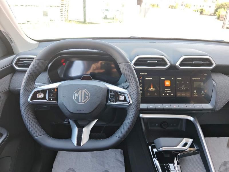 MG ZS  1.5 hybrid+ Comfort auto