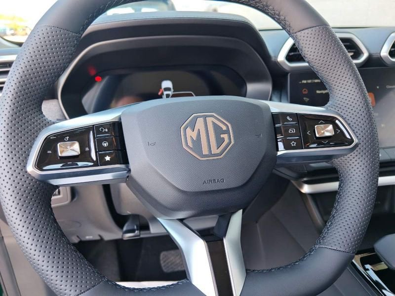 MG ZS  1.5 hybrid+ Comfort auto