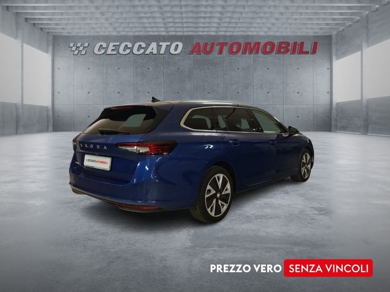 Skoda Superb  Wagon 2.0 tdi Style 150cv dsg