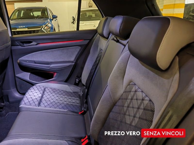 Volkswagen Golf  1.5 etsi evo R-Line 130cv dsg