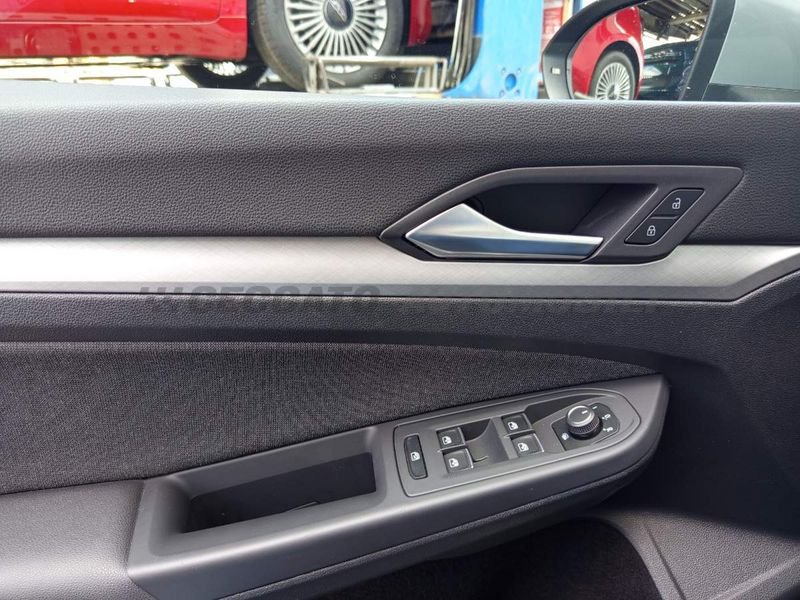Volkswagen Golf  2.0 tdi Life 115cv dsg