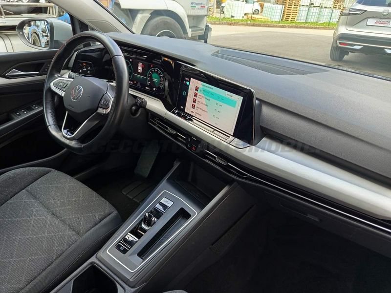 Volkswagen Golf  2.0 tdi Life 115cv dsg