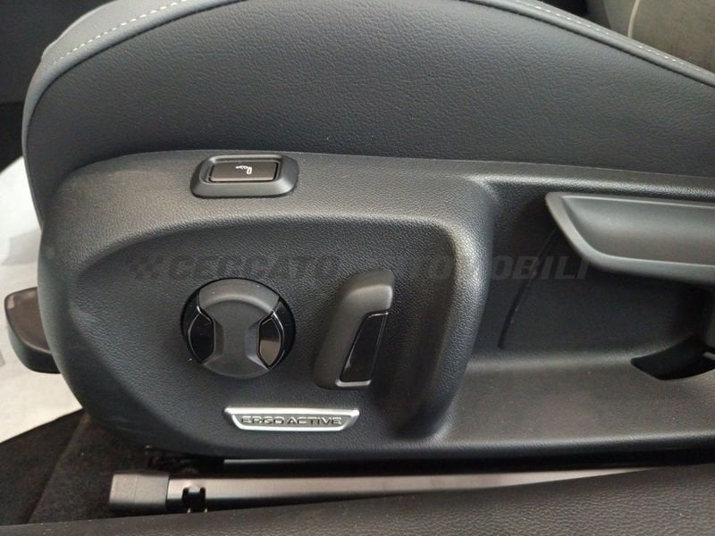 Volkswagen Passat  1.5 tsi ehybrid Business 204cv dsg