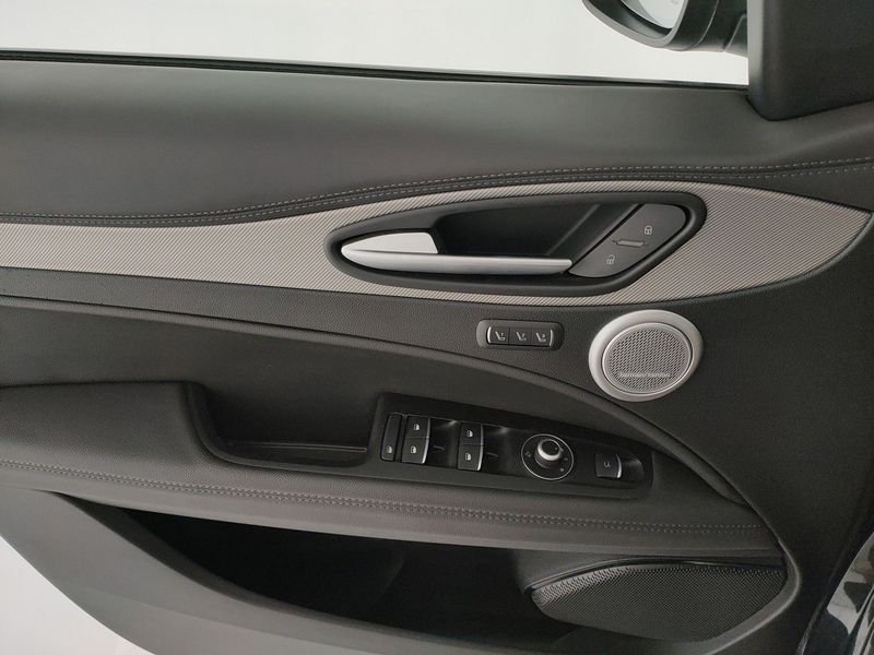 Alfa Romeo Stelvio  2.0 t Competizione Q4 280cv auto