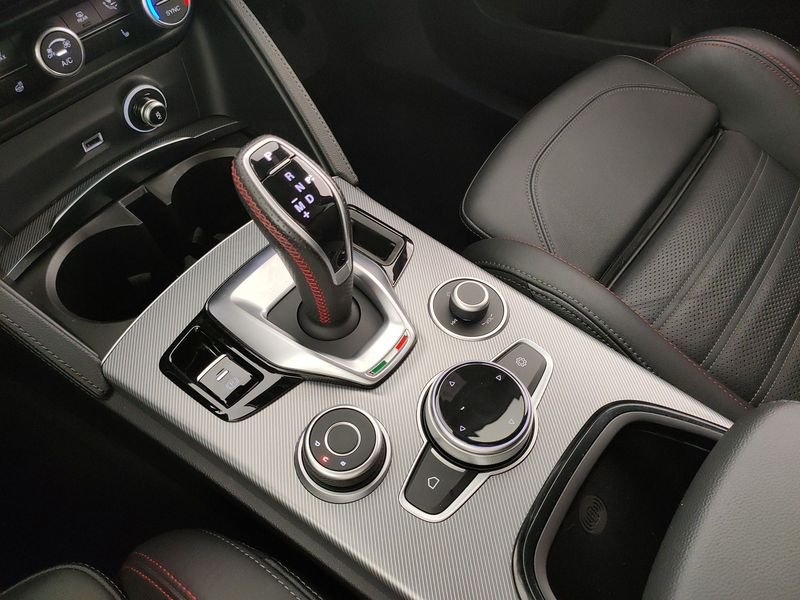 Alfa Romeo Stelvio  2.0 t Competizione Q4 280cv auto