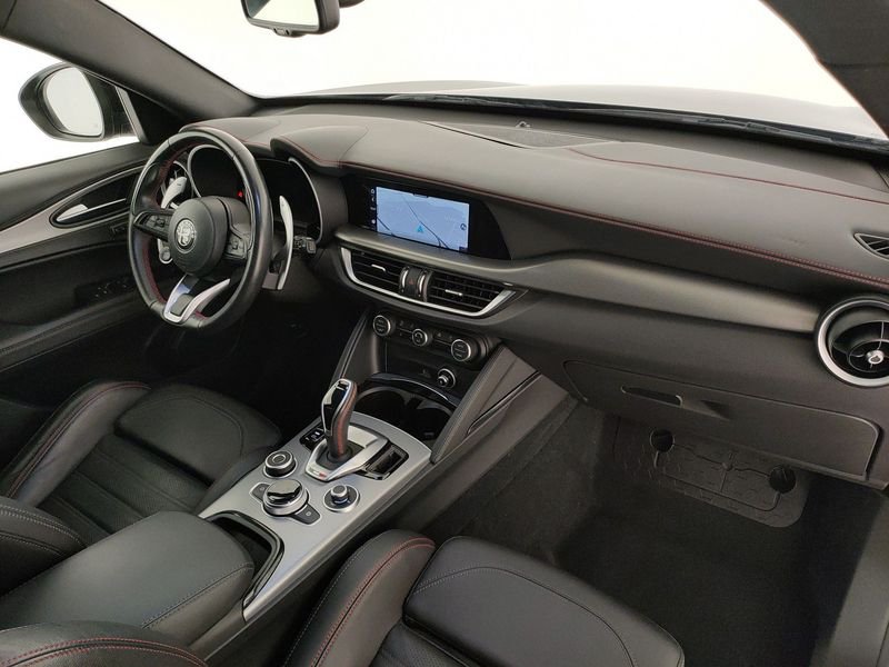 Alfa Romeo Stelvio  2.0 t Competizione Q4 280cv auto