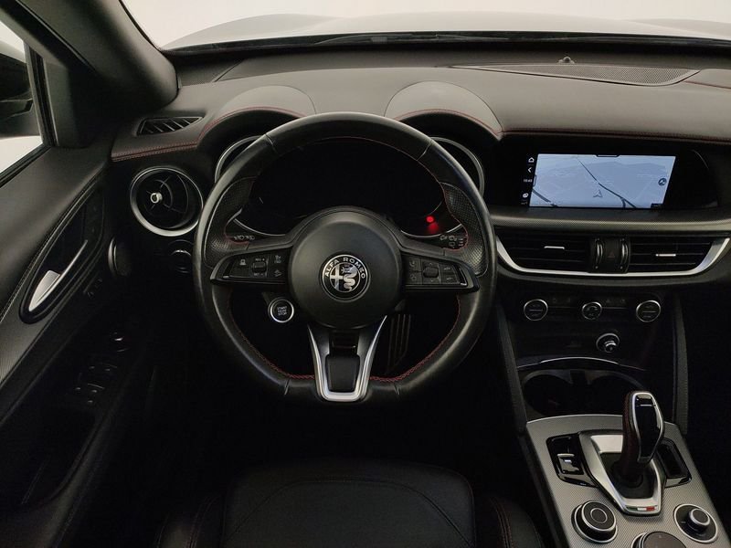 Alfa Romeo Stelvio  2.0 t Competizione Q4 280cv auto