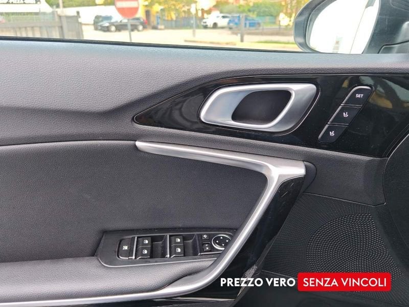 Kia XCeed  1.5 t-gdi mhev Black Line Edition 160cv dct