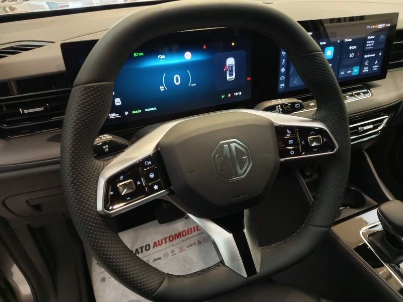 MG HS  1.5 hybrid+ Luxury auto