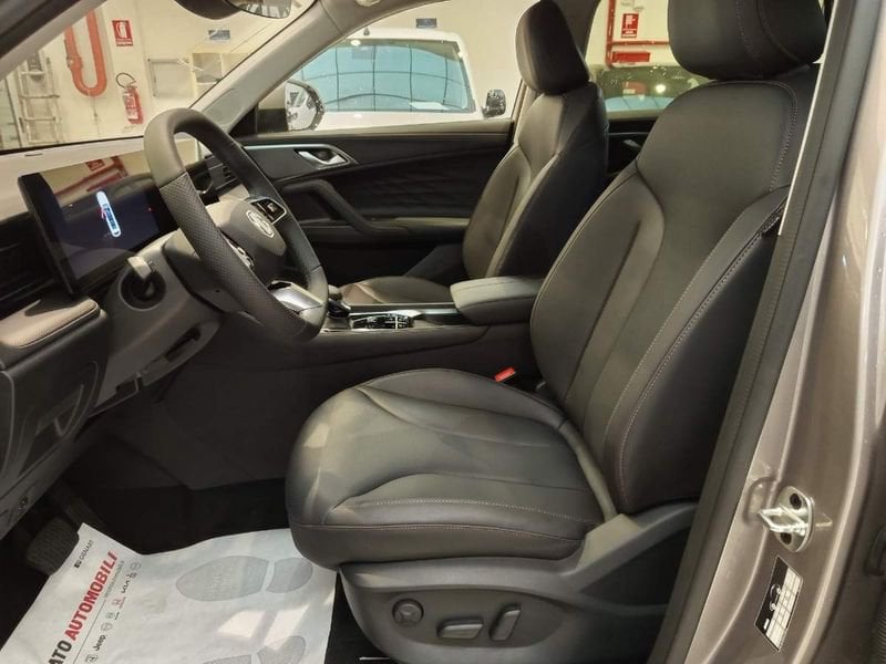 MG HS  1.5 hybrid+ Luxury auto