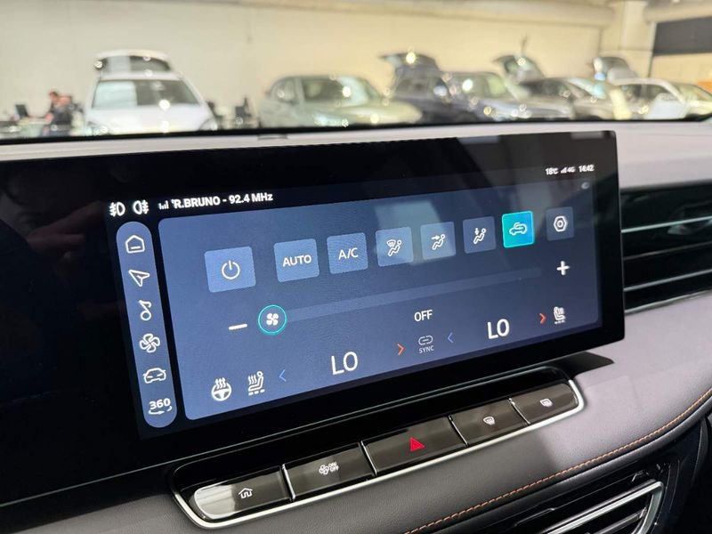 MG HS  1.5 hybrid+ Luxury auto