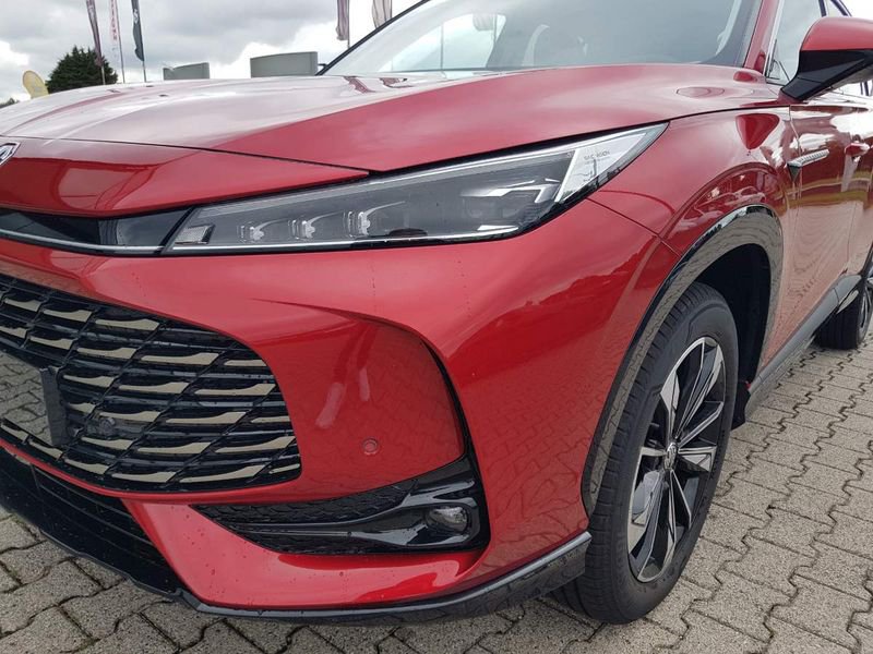 MG HS  1.5 hybrid+ Luxury auto