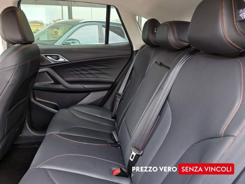 MG HS  1.5 Luxury auto