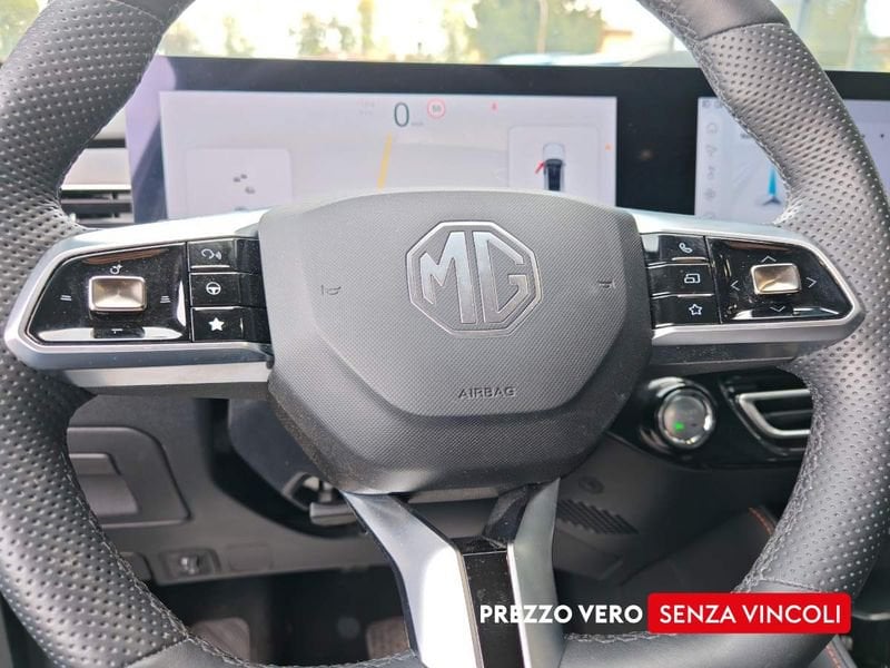 MG HS  1.5 Luxury auto
