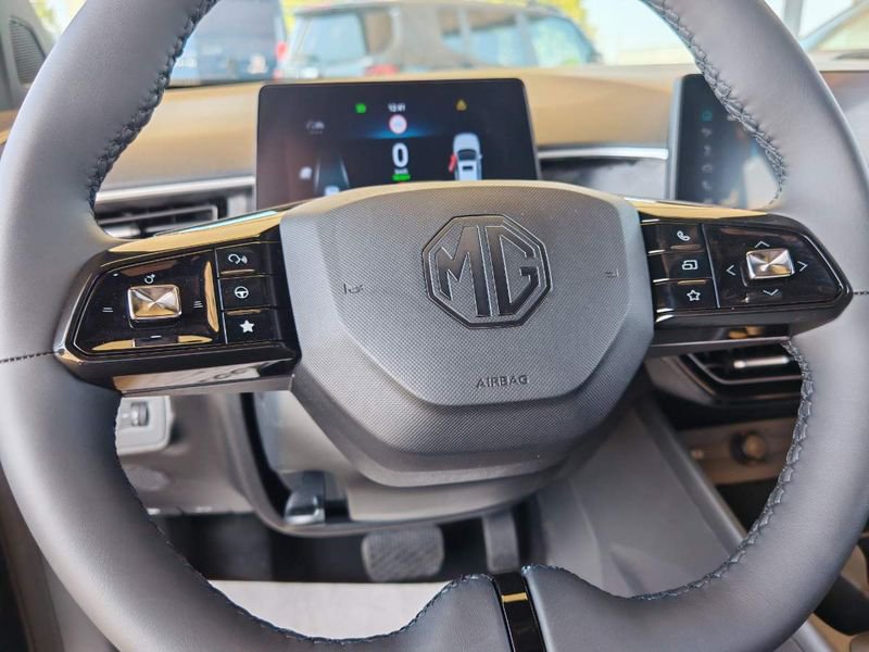 MG MG3  1.5 hybrid+ Luxury auto