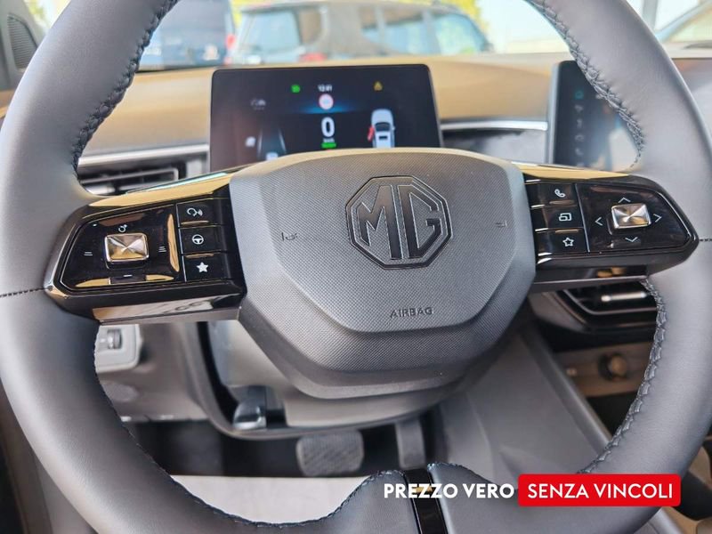 MG MG3  1.5 hybrid+ Luxury auto