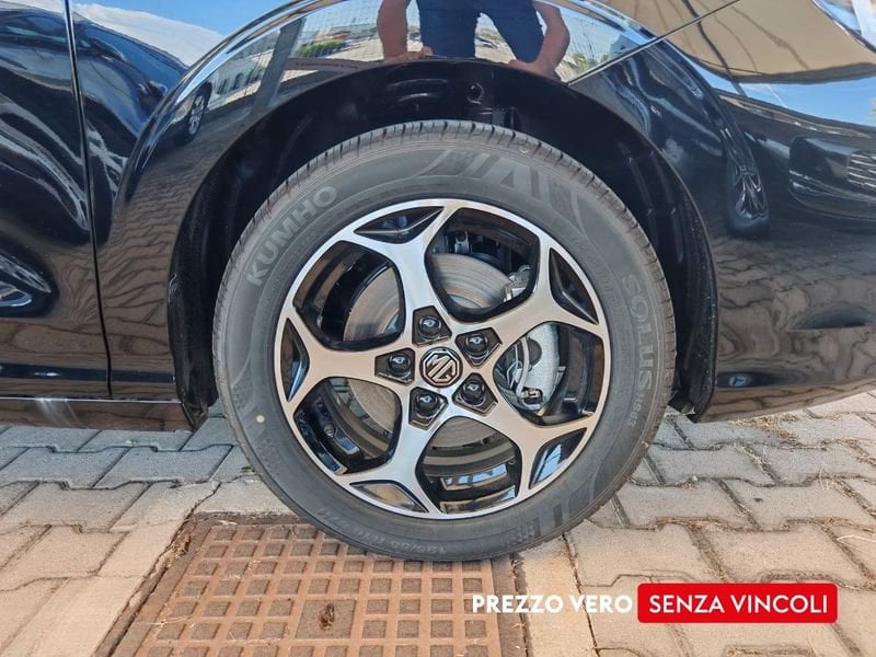 MG MG3  1.5 hybrid+ Luxury auto