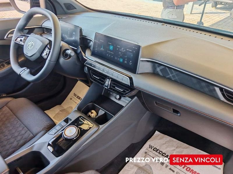 MG MG3  1.5 hybrid+ Luxury auto